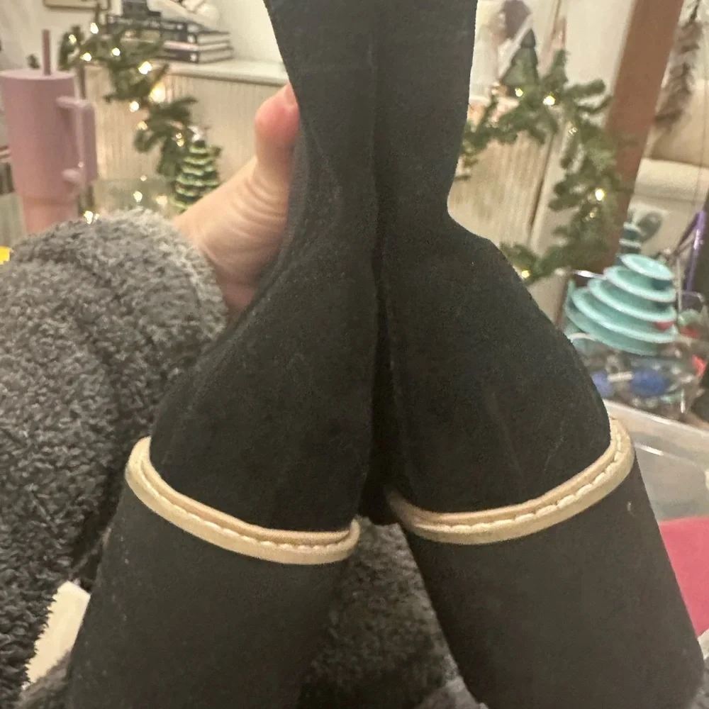 Dolce Vita Black H2O suedes Ankle Booties size 7 - Picture 6 of 10